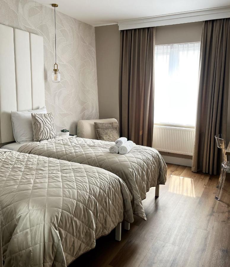 Hotel Astoria กรุงเฮก ภายนอก รูปภาพ
